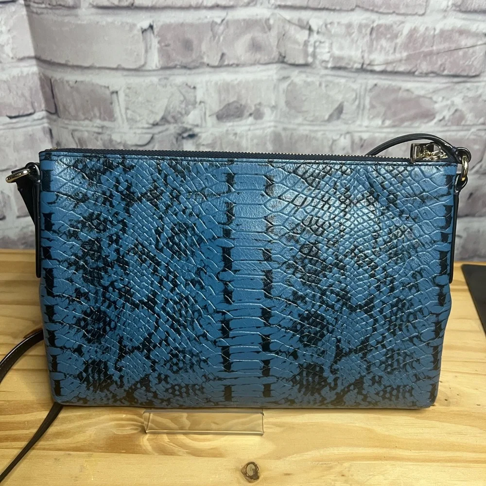 EUC Coach Two Tone Blue Python Embossed Leather Crossbody - Picture 3 of 7
